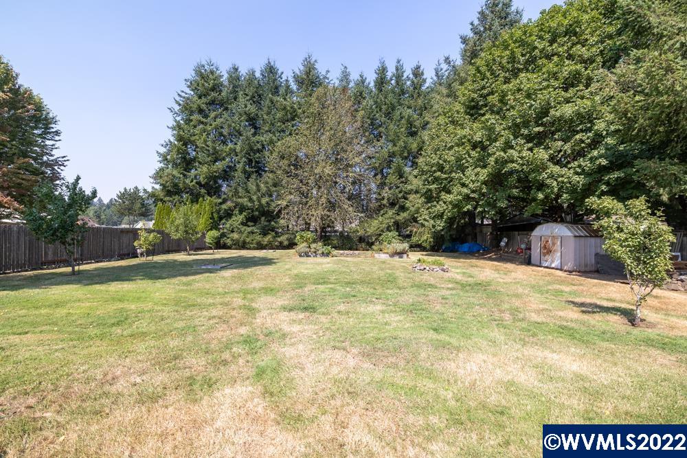 377 Fir Street Lyons, OR 97358 - Photo 30 of 41 Gallery Image 30