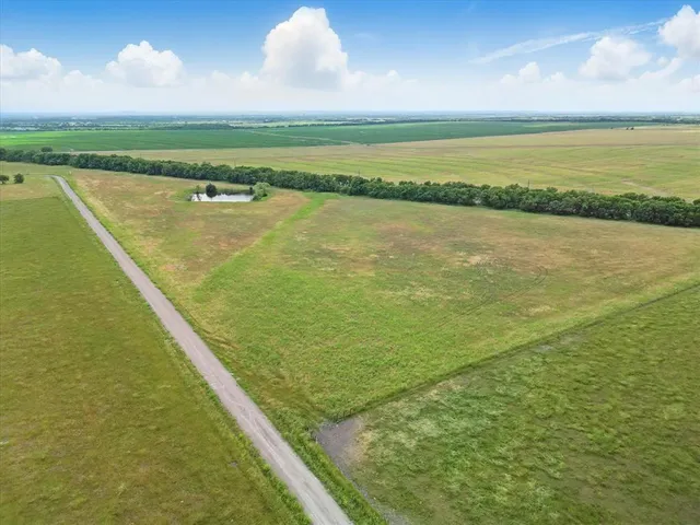 $102,500 | 6512 County Road 1050, Celeste, TX 75423