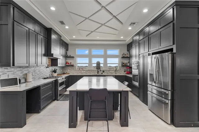 $1,250,000 | 2426 Loxley Drive, Corpus Christi, TX 78415