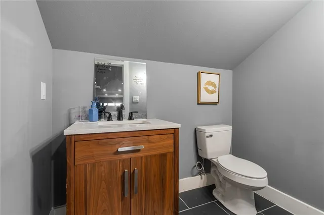 $1,250,000 | 2426 Loxley Drive, Corpus Christi, TX 78415