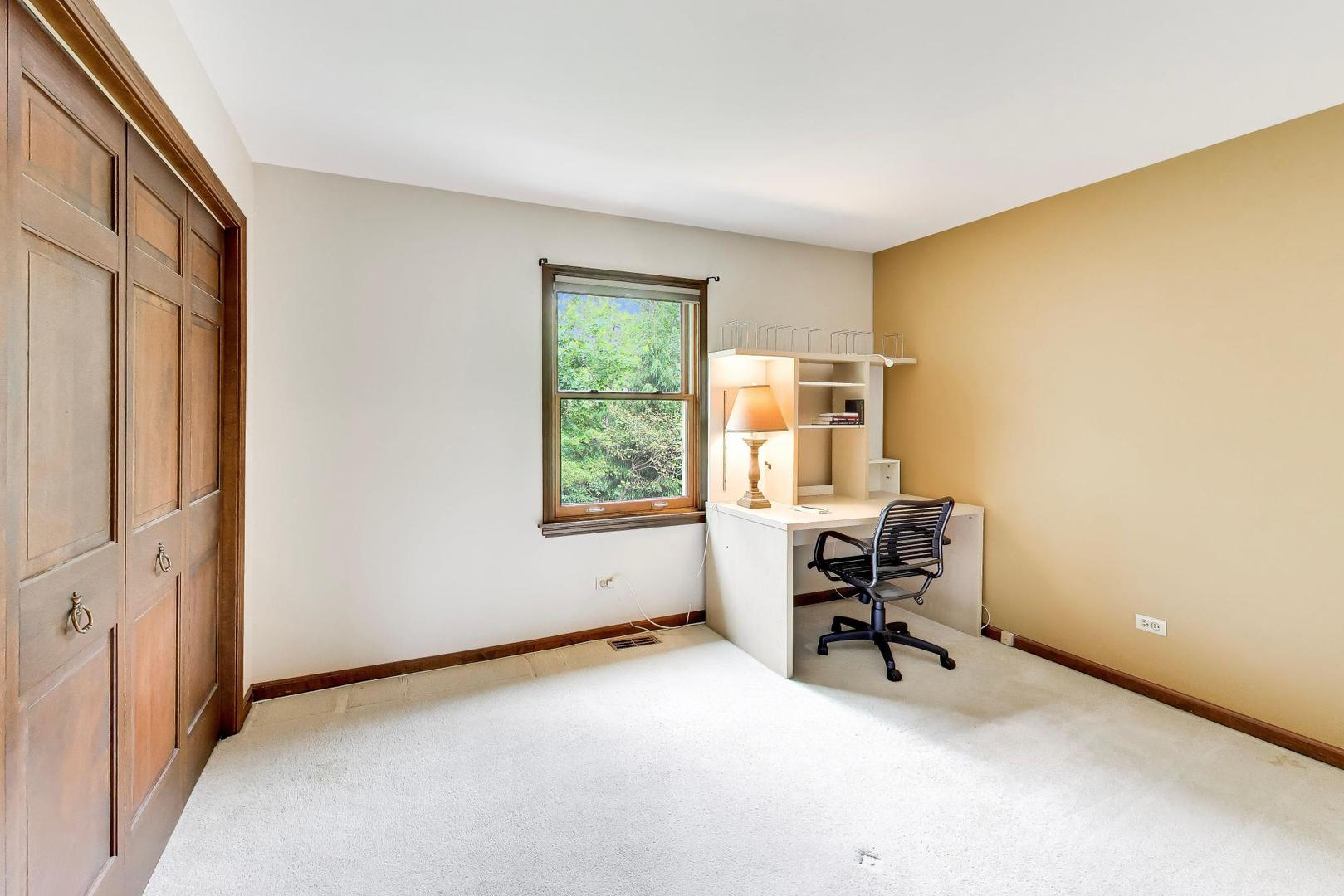 2302 Lisa Court Rolling Meadows, IL 60067 - Photo 22 of 46