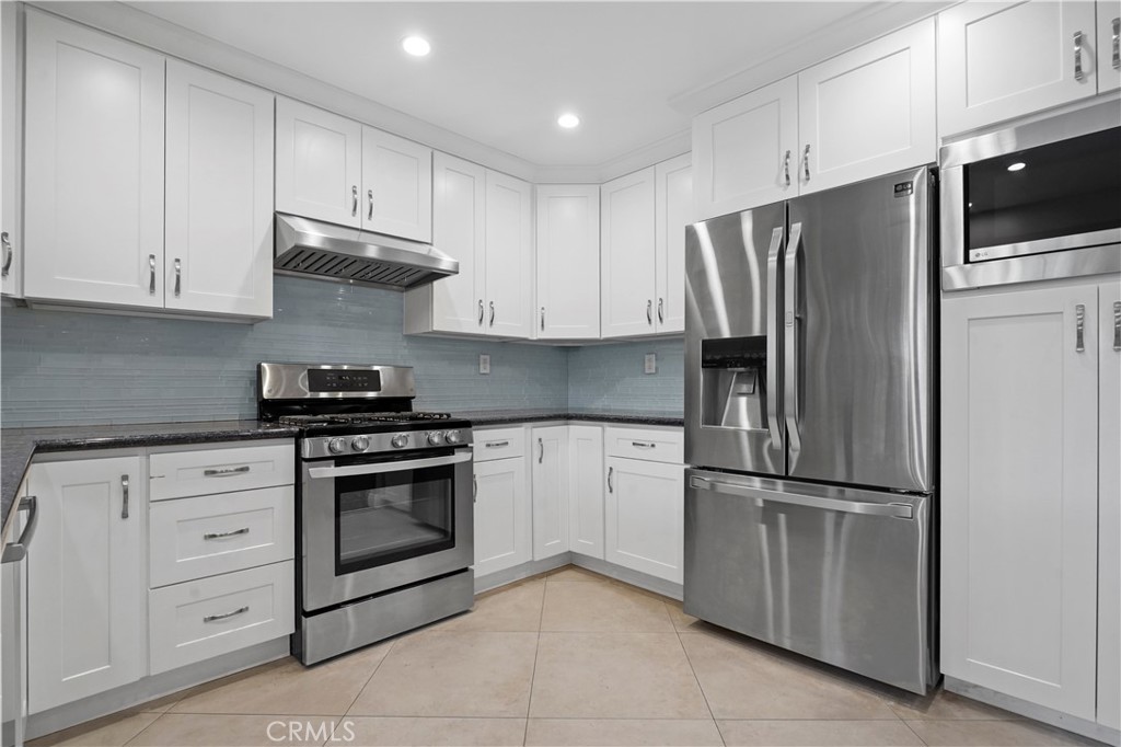 854 Rim Crest Drive Westlake Village, CA 91361 - Photo 25 of 28