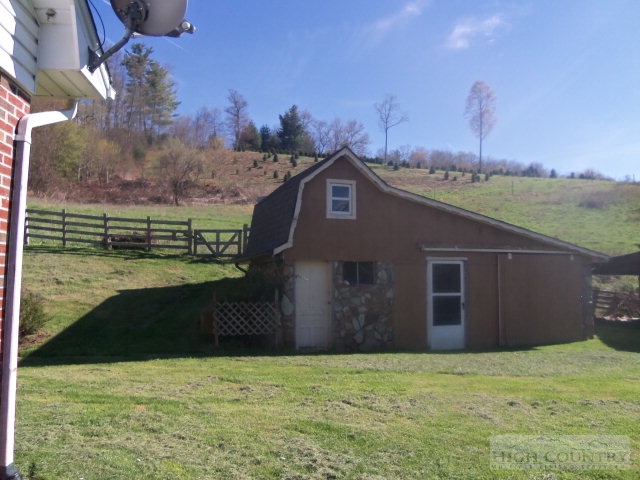 2196 Low Gap Road Jefferson, NC 28640 - Photo 13 of 19 Gallery Image 13
