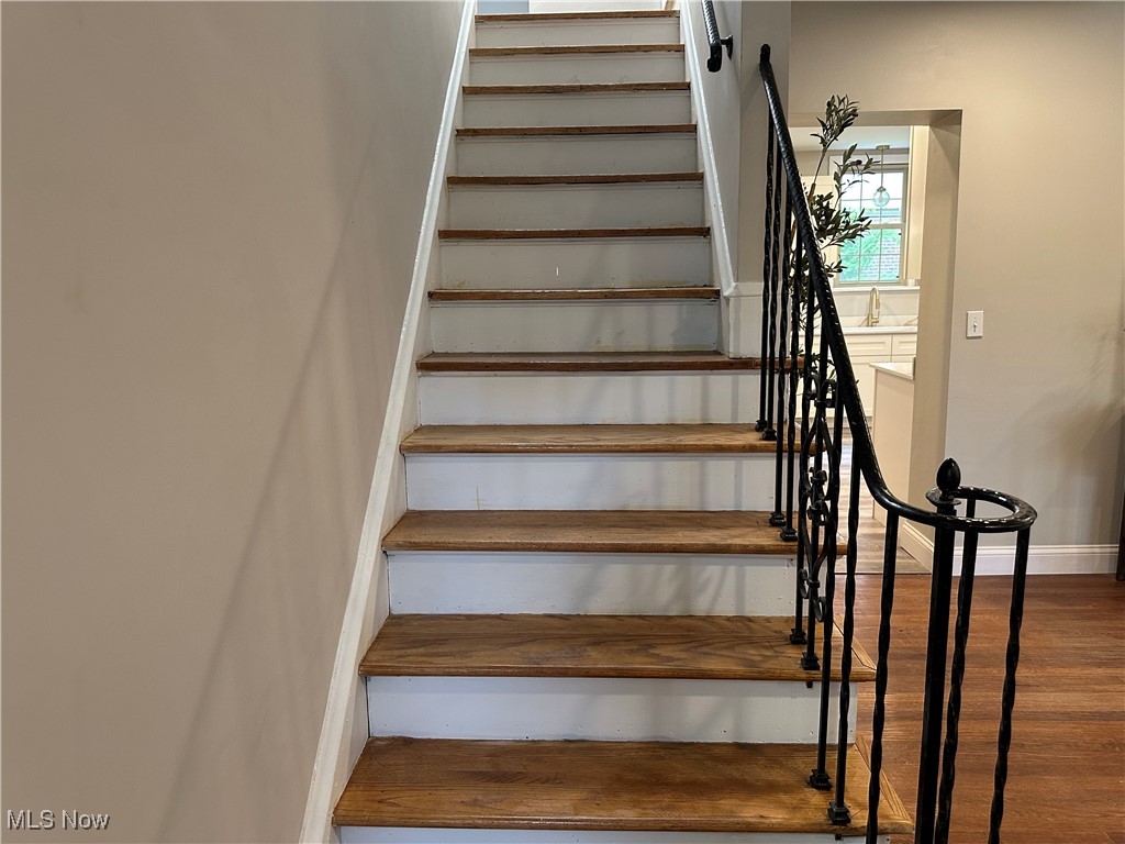 13707 Drexmore Road Cleveland, OH 44120 - Photo 12 of 35 Main Stair Case
