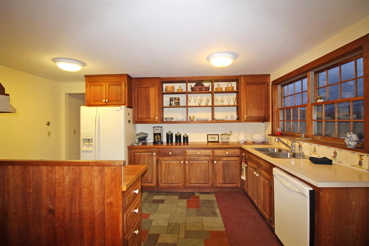 2787 North Cambridge Road Cambridge, VT 05464 - Photo 9 of 32