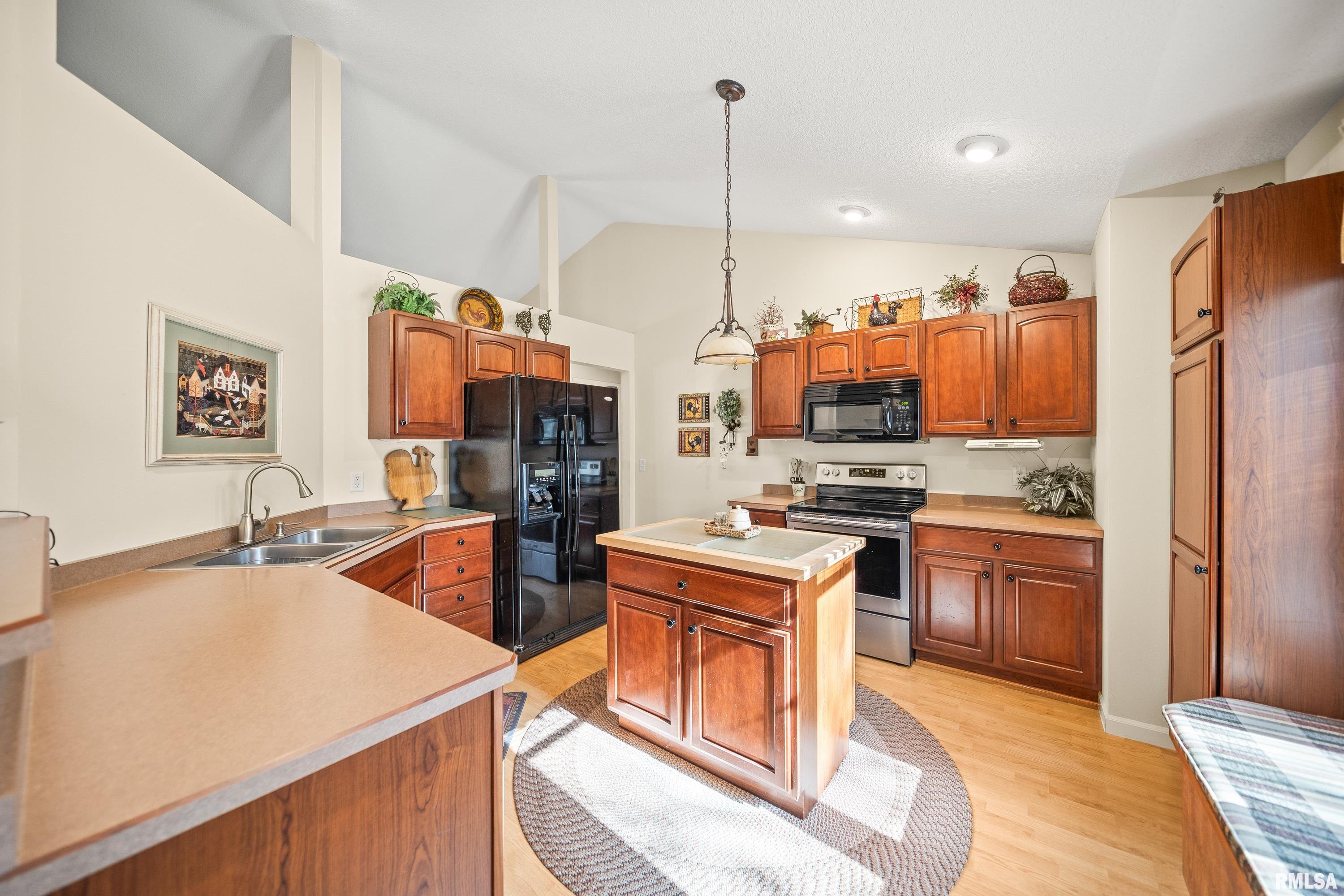 302 Platte Drive Dixon, IL 61021 - Photo 11 of 51