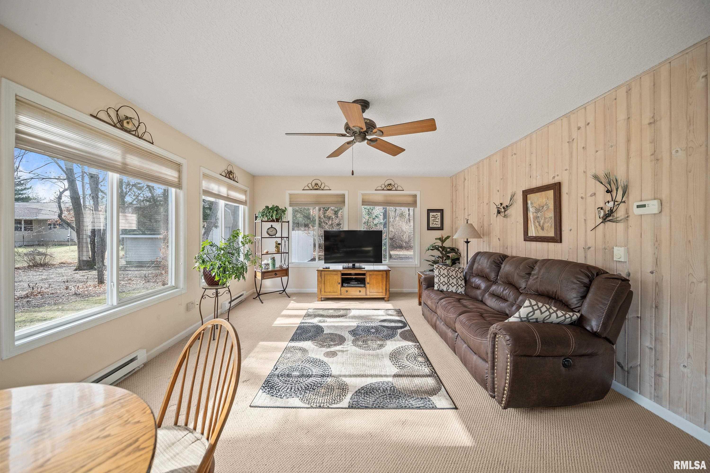 302 Platte Drive Dixon, IL 61021 - Photo 19 of 51