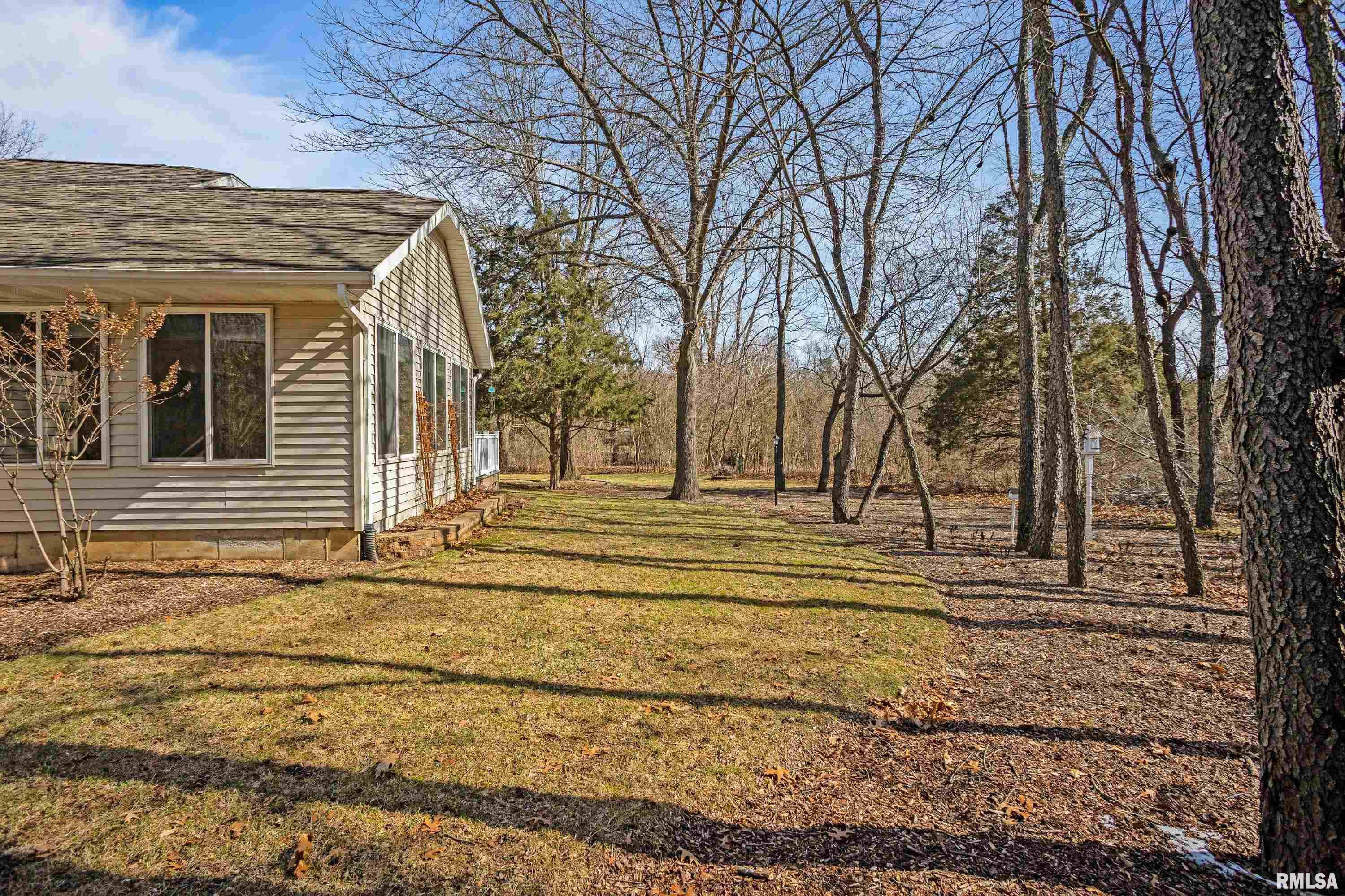 302 Platte Drive Dixon, IL 61021 - Photo 39 of 51