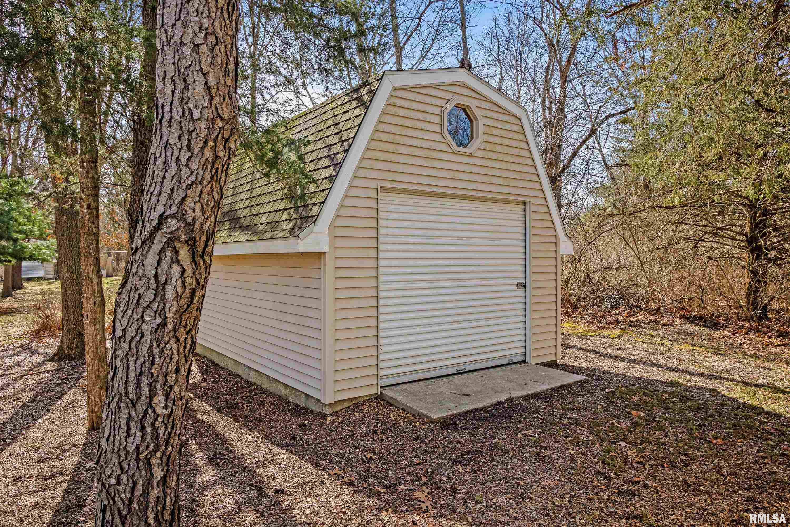 302 Platte Drive Dixon, IL 61021 - Photo 40 of 51