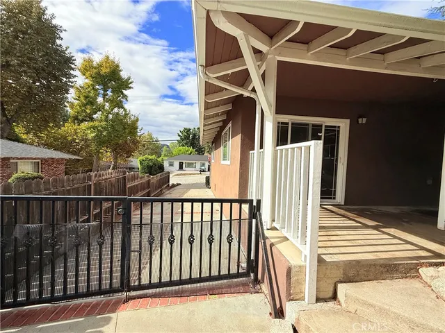 $4,800 | 4916 Briggs Avenue, La Crescenta, CA 91214