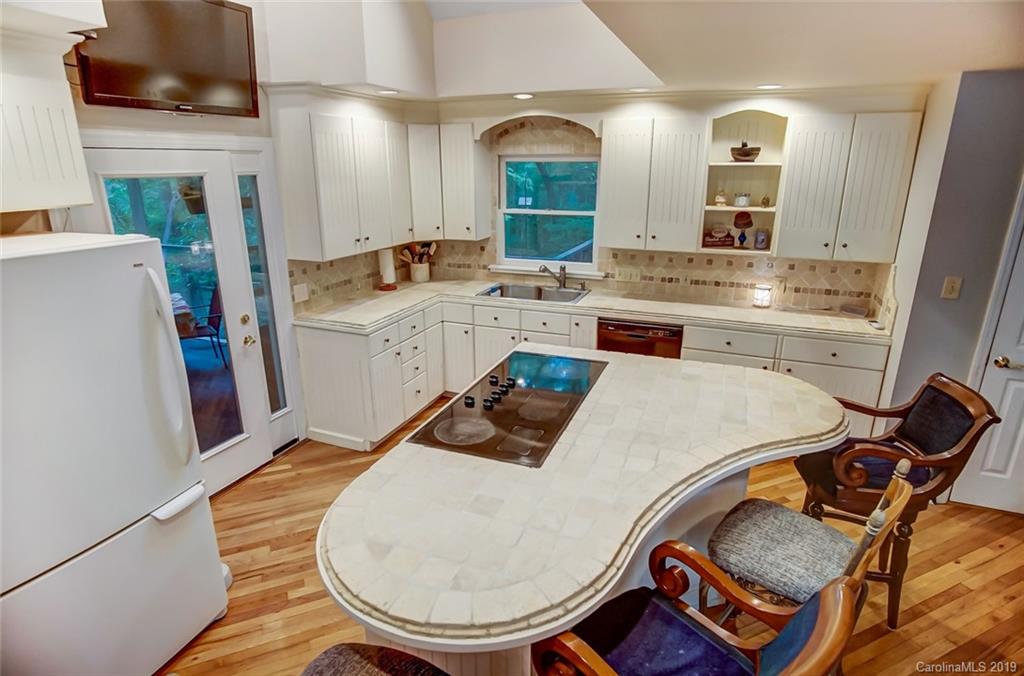 21 Catawba Ridge Road Lake Wylie, SC 29710 - Photo 11 of 41