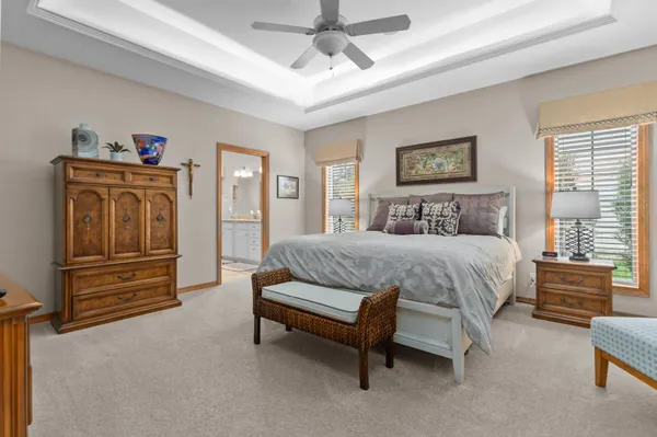 $669,900 | 217 East Wentworth Lane, Appleton, WI 54913