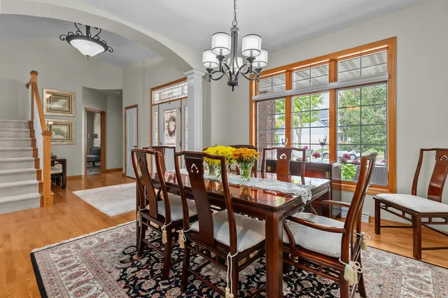 $669,900 | 217 East Wentworth Lane, Appleton, WI 54913