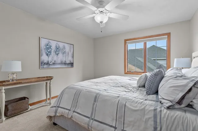 $669,900 | 217 East Wentworth Lane, Appleton, WI 54913