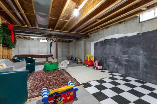 $669,900 | 217 East Wentworth Lane, Appleton, WI 54913