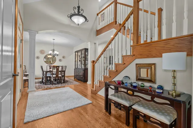 $669,900 | 217 East Wentworth Lane, Appleton, WI 54913