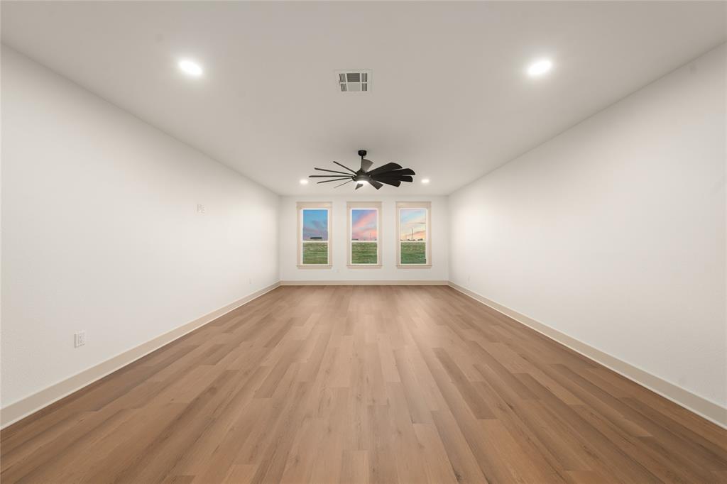 260 Willow Moon Ranch Road Crawford, TX 76638 - Photo 13 of 34