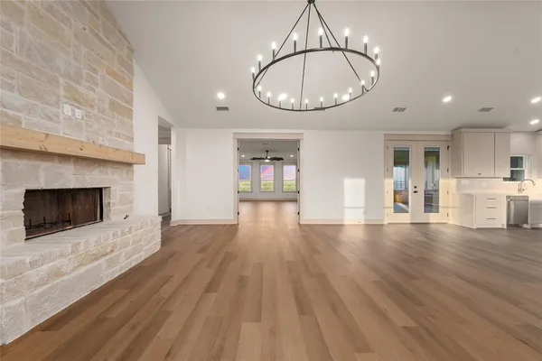 $899,900 | 260 Willow Moon Ranch Road, Crawford, TX 76638