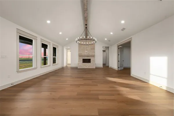 $899,900 | 260 Willow Moon Ranch Road, Crawford, TX 76638