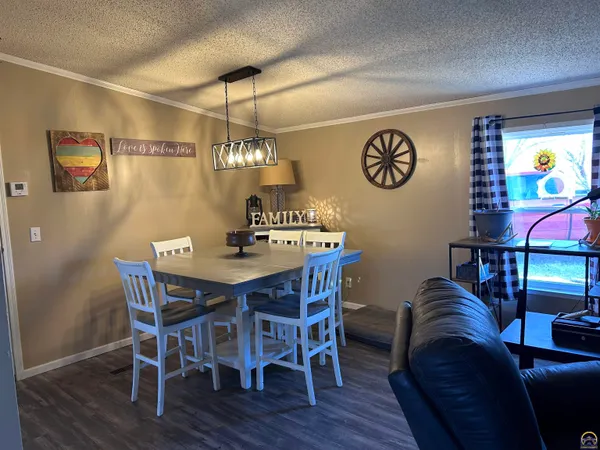 $425,000 | 1456 Highway 56, Allen, KS 66833