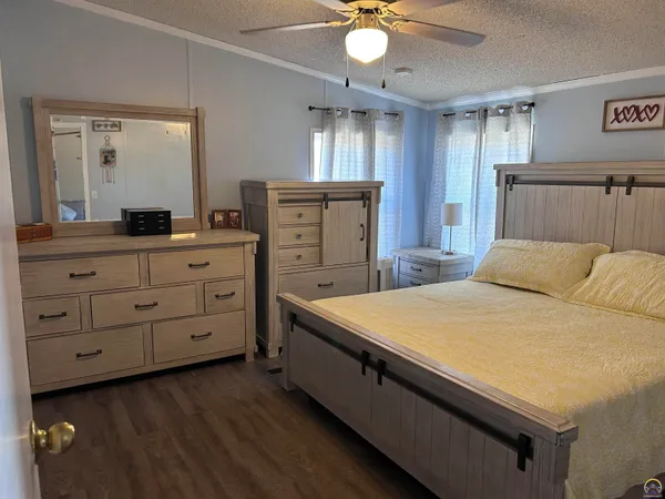 $425,000 | 1456 Highway 56, Allen, KS 66833