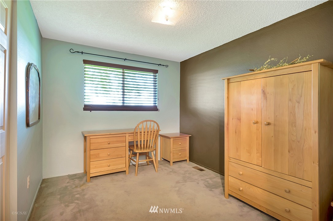 8869 Line Road Lynden, WA 98264 - Photo 20 of 25 Gallery Image 20