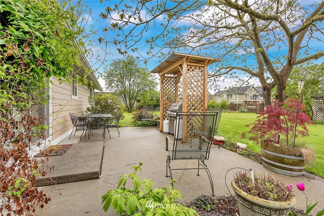 8869 Line Road Lynden, WA 98264 - Photo 8 of 25 Gallery Image 8