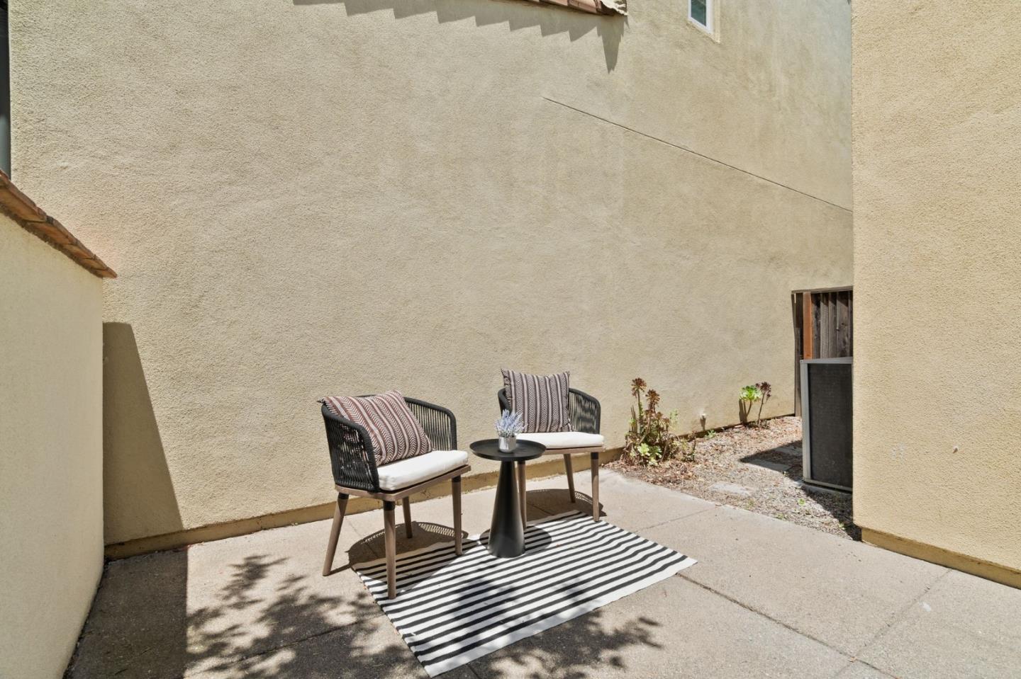 1305 Dahlia Loop San Jose, CA 95126 - Photo 24 of 34