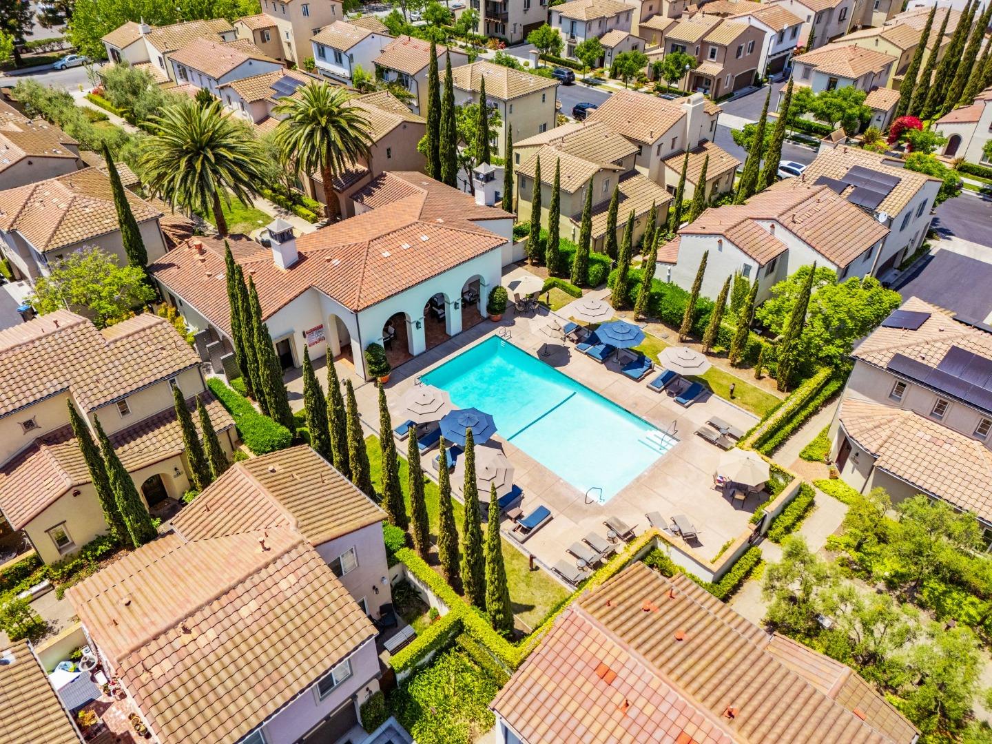 1305 Dahlia Loop San Jose, CA 95126 - Photo 33 of 34