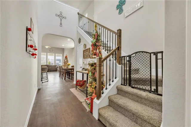 a view of entryway and hall