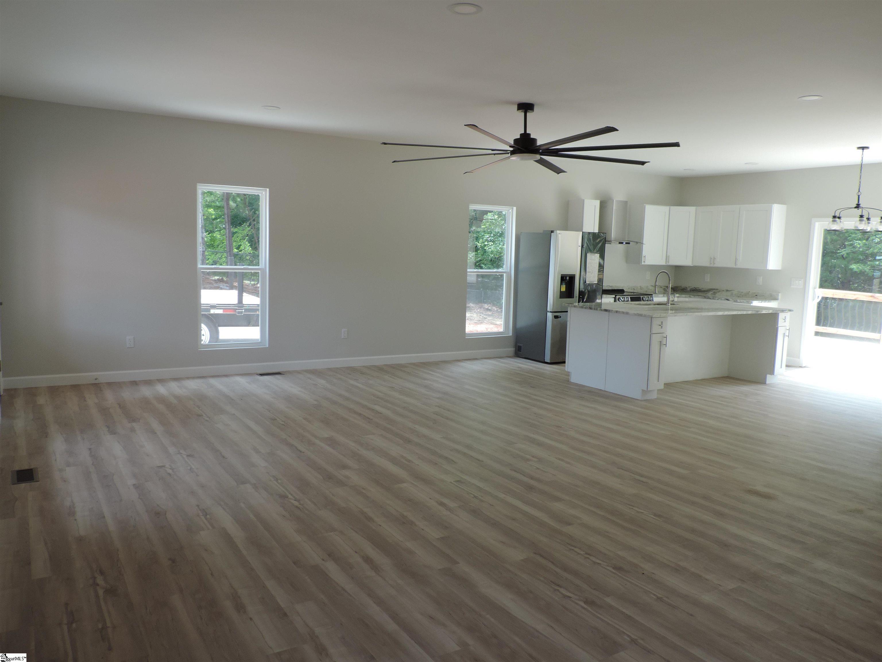 384 Bailey Road Buffalo, SC 29321 - Photo 7 of 25