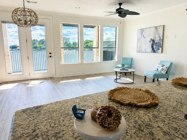 $395,000 | 2112 Fm 3186, Unit A4, Onalaska, TX 77360