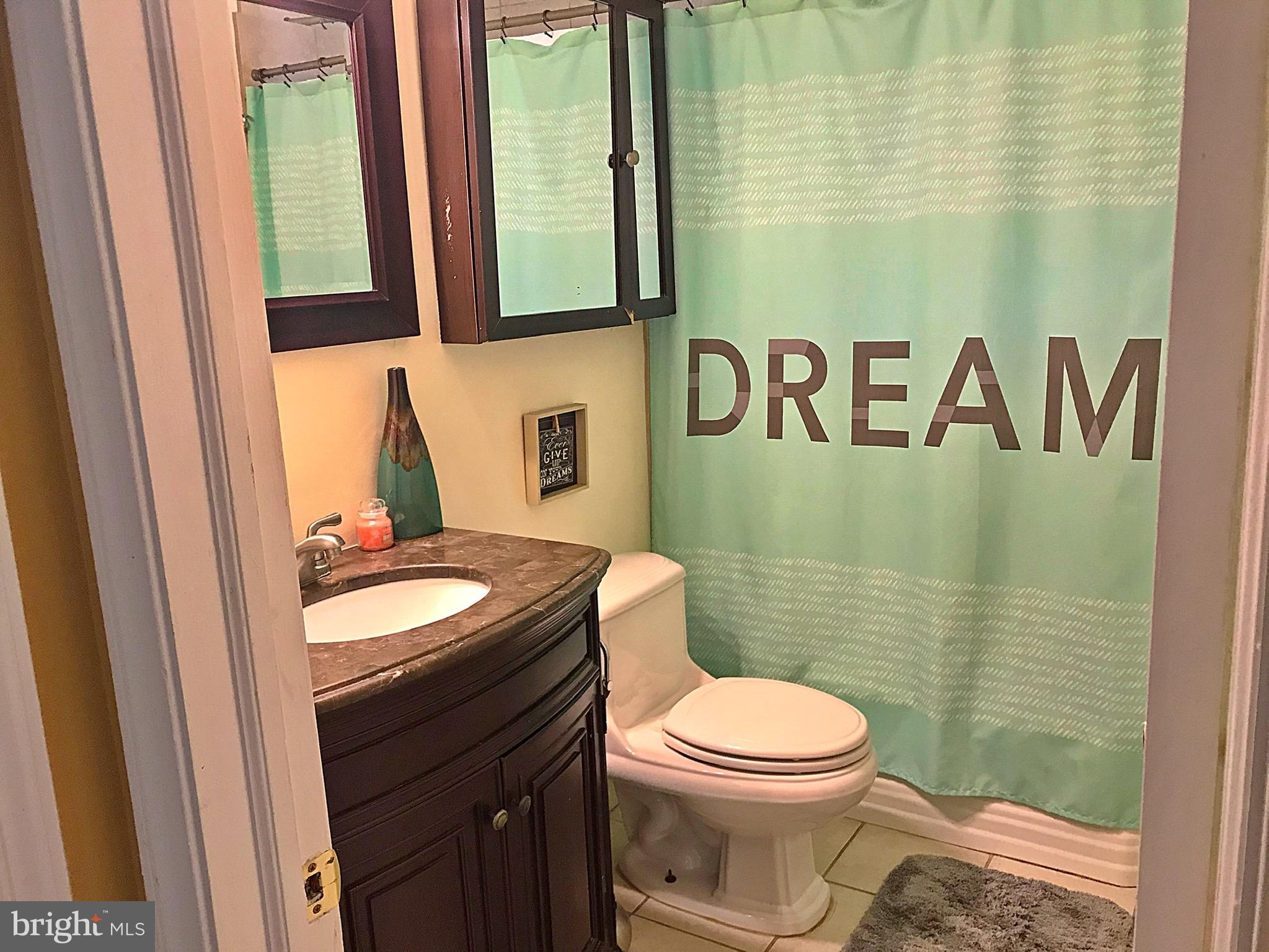 6803 Westridge Road Baltimore, MD 21207 - Photo 18 of 28 Full Bath