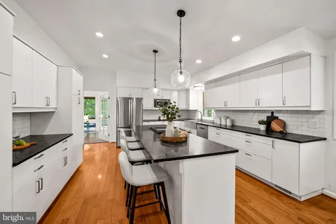 $749,000 | 3 Chartwell Court, Owings Mills, MD 21117