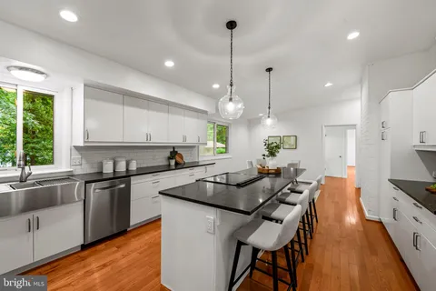 $749,000 | 3 Chartwell Court, Owings Mills, MD 21117