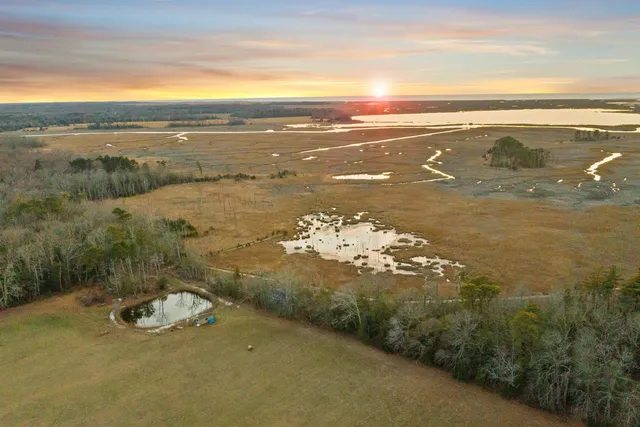 $395,000 | 851 Highway 47, Cape May Court House, NJ 08210