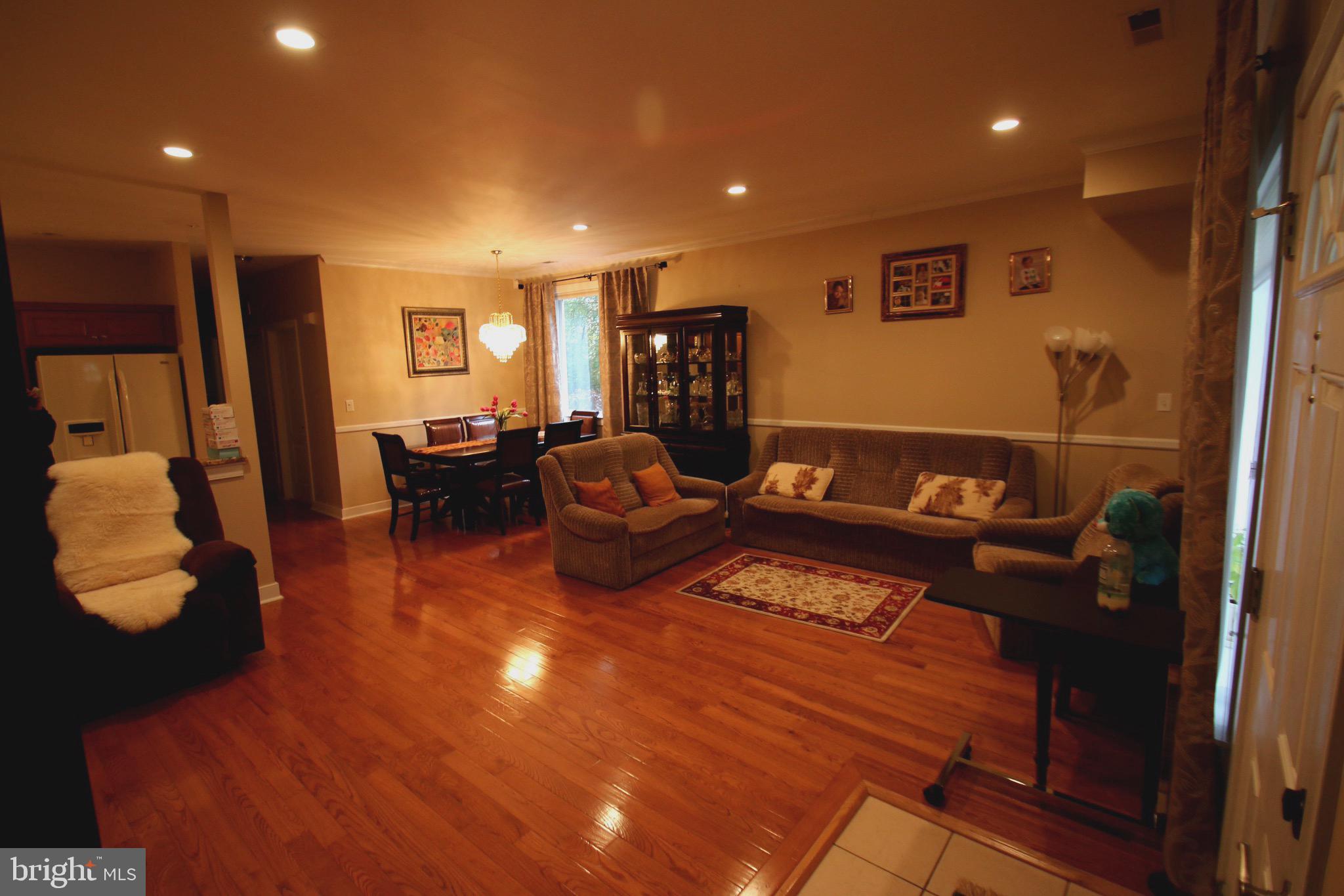1630 Welsh Road, Unit 39E Philadelphia, PA 19115 - Photo 5 of 16