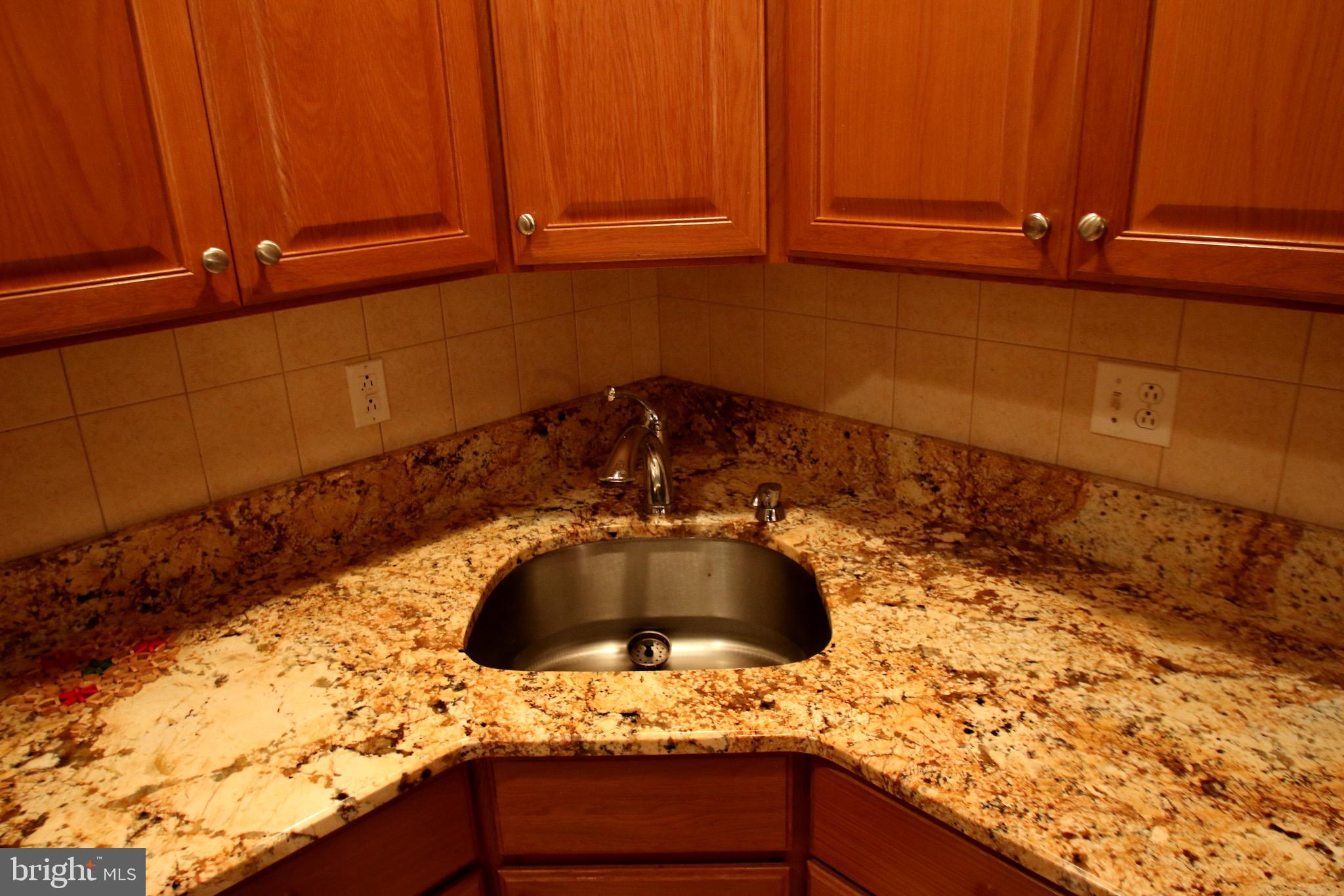 1630 Welsh Road, Unit 39E Philadelphia, PA 19115 - Photo 8 of 16