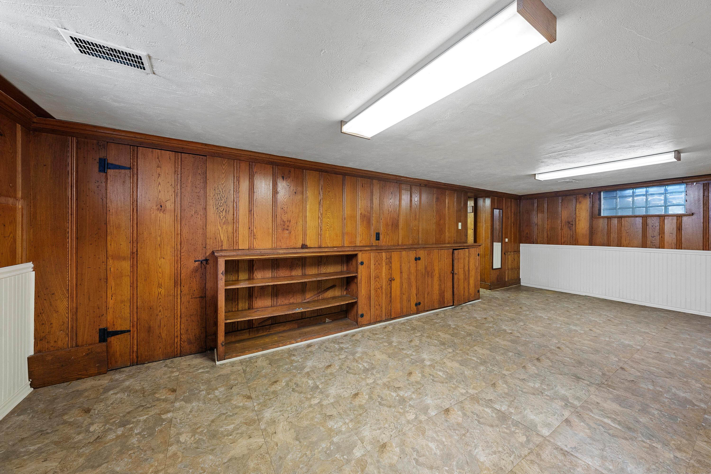 2685 Andover Road Columbus, OH 43221 - Photo 35 of 62 LL Rec Room