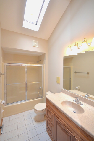 421 Delaware Circle Bolingbrook, IL 60440 - Photo 16 of 23