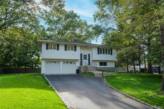 $4,625 | 30 Clematis Street, Port Jefferson Station, NY 11776