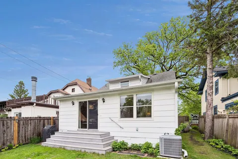 $700,000 | 5148 Upton Avenue South, Minneapolis, MN 55410