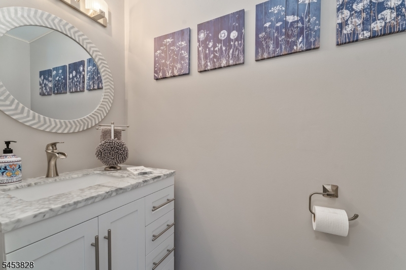 28 Pond Ridge Drive Clinton, NJ 08809 - Photo 11 of 49 Gallery Image 11