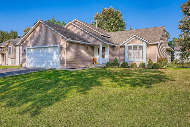 $429,900 | 7316 Janero Avenue South, Cottage Grove, MN 55016
