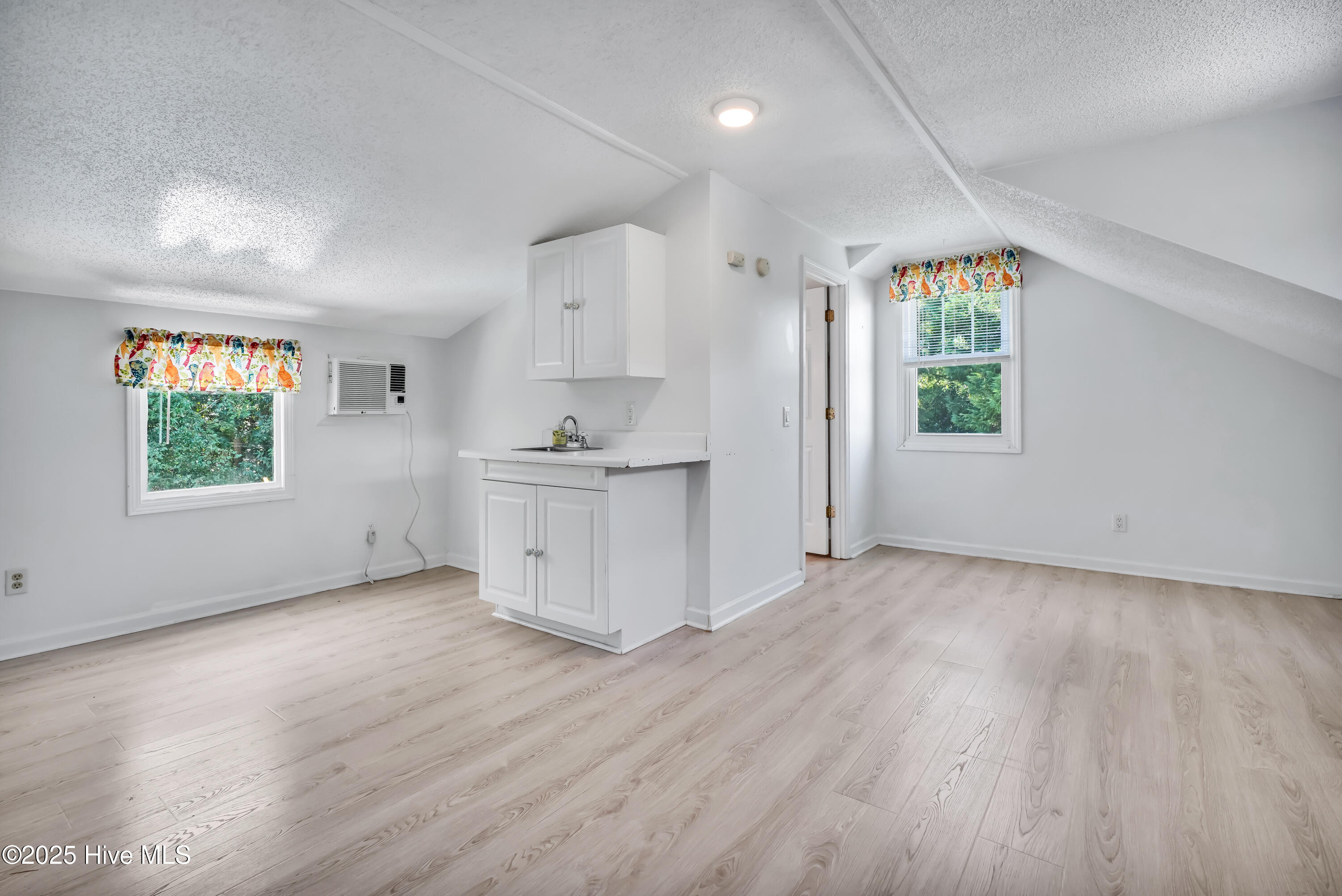 4922 Woods Edge Road Wilmington, NC 28409 - Photo 21 of 27 4922WoodsEdgeRoad-29