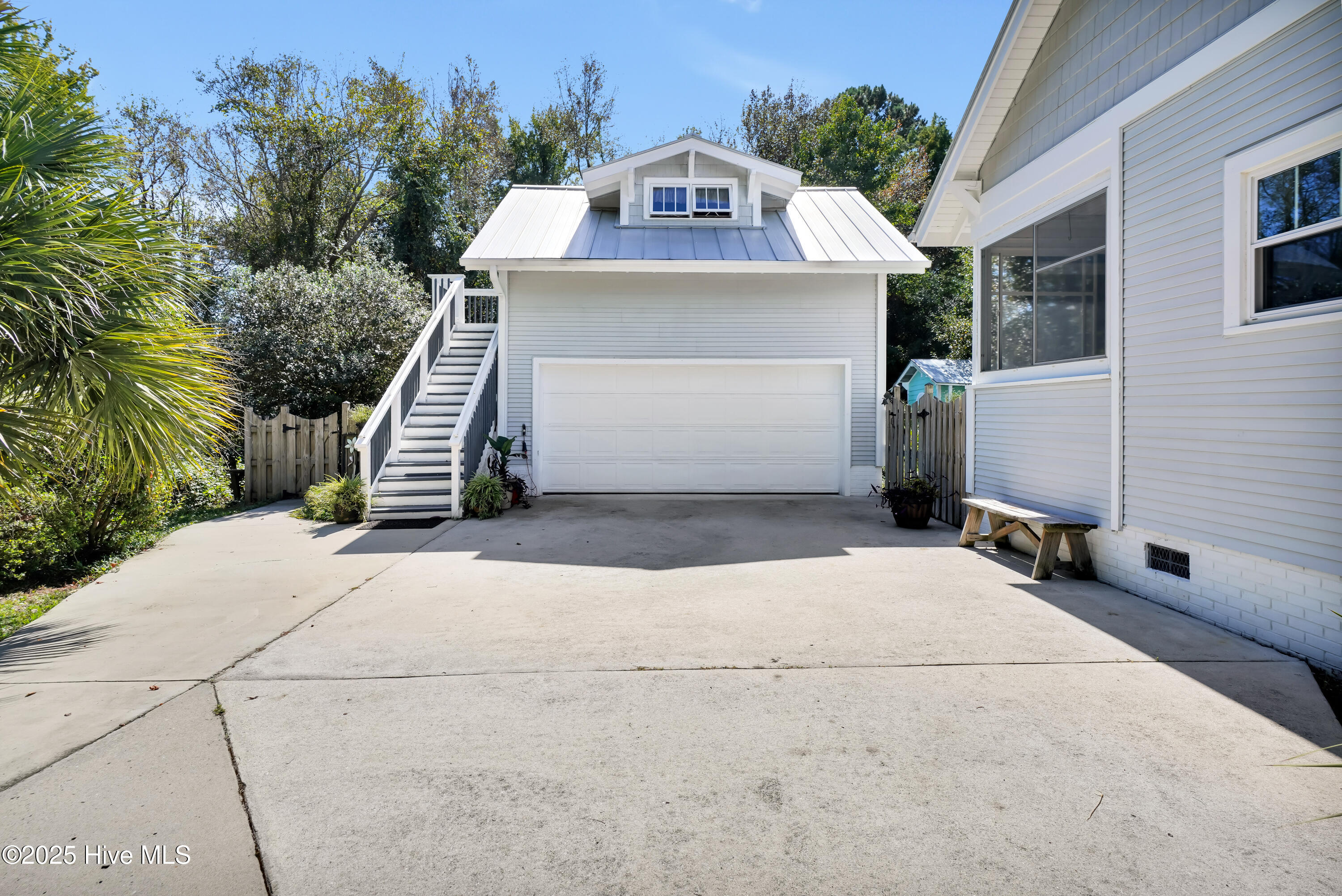 4922 Woods Edge Road Wilmington, NC 28409 - Photo 4 of 27 4922WoodsEdgeRoad-3