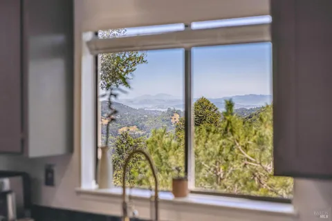 $1,395,000 | 85 Ridge Road, Fairfax, CA 94930