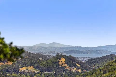 $1,395,000 | 85 Ridge Road, Fairfax, CA 94930