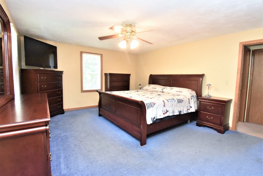 27 Rumford Road Norton, MA 02766 - Photo 8 of 14 Gallery Image 8