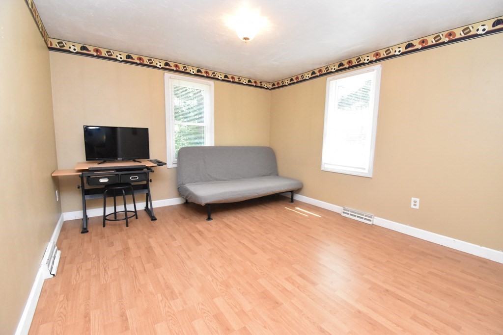 27 Rumford Road Norton, MA 02766 - Photo 10 of 14 Gallery Image 10